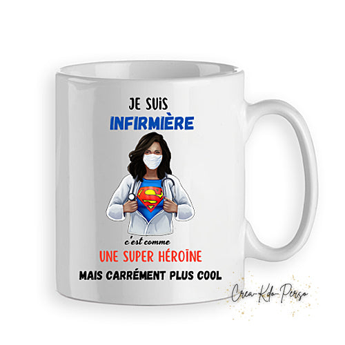 Mug cadeau Infirmière super héroïne personnalisé