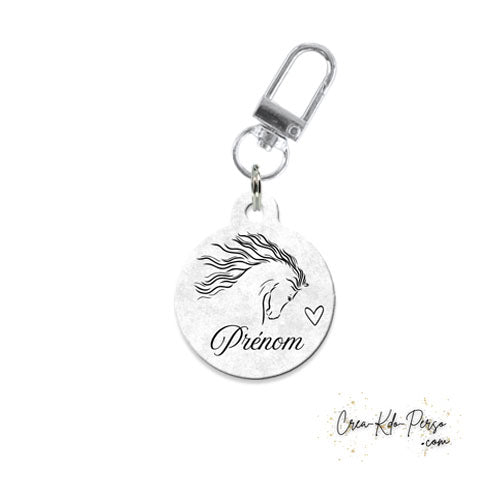 Médaille identification cheval personnalisée pendentif pour licol motif portrait coeur fond beige