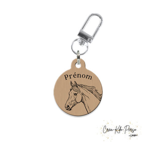 Médaille identification cheval personnalisée pendentif pour licol motif portrait sur fond marron