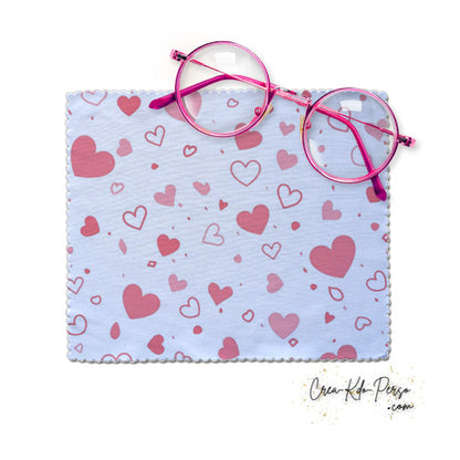 Essuie-lunette Chiffonnette girly motif petits cœurs roses