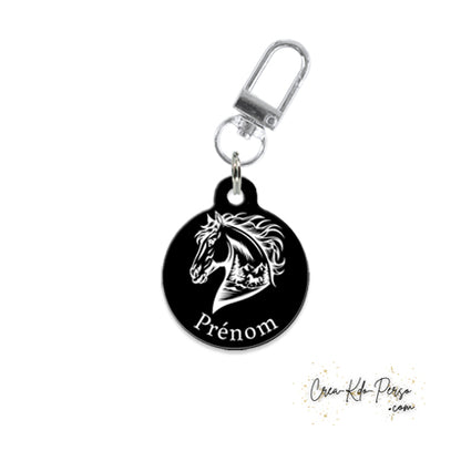 Médaille identification cheval personnalisée pendentif pour licol motif cheval sur fond noir