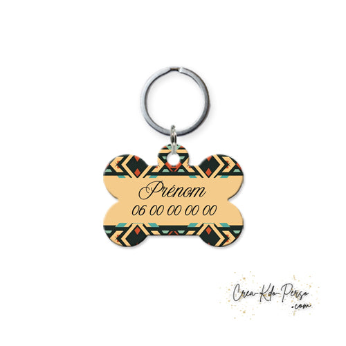 Médaille pendentif chien personnalisée motif tribal forme os